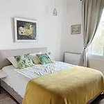 Luxurious 3-Bedroom Apartment With Stunning Sea View