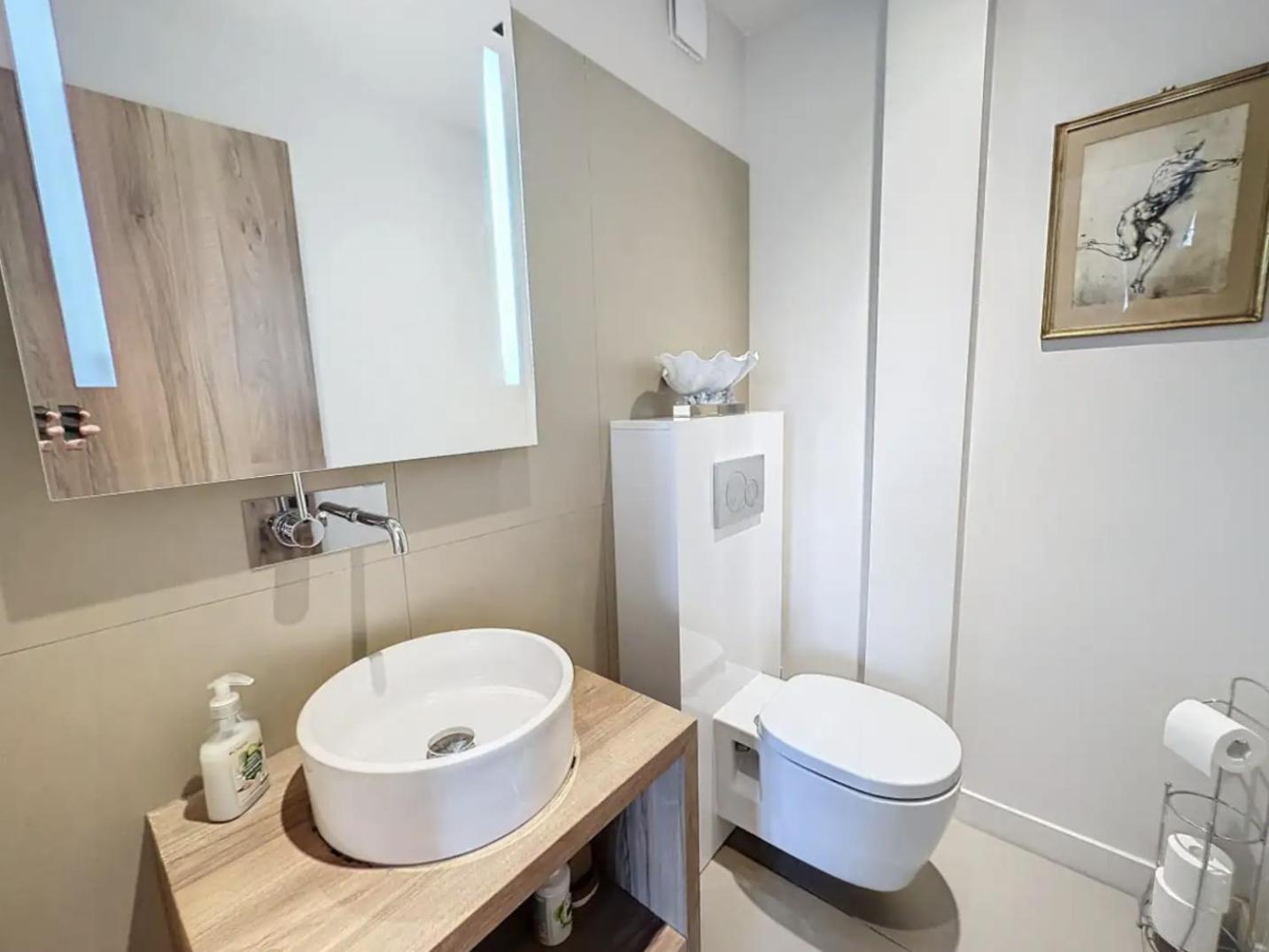 Luxurious 3-bedroom With Stunning Sea View Cannes