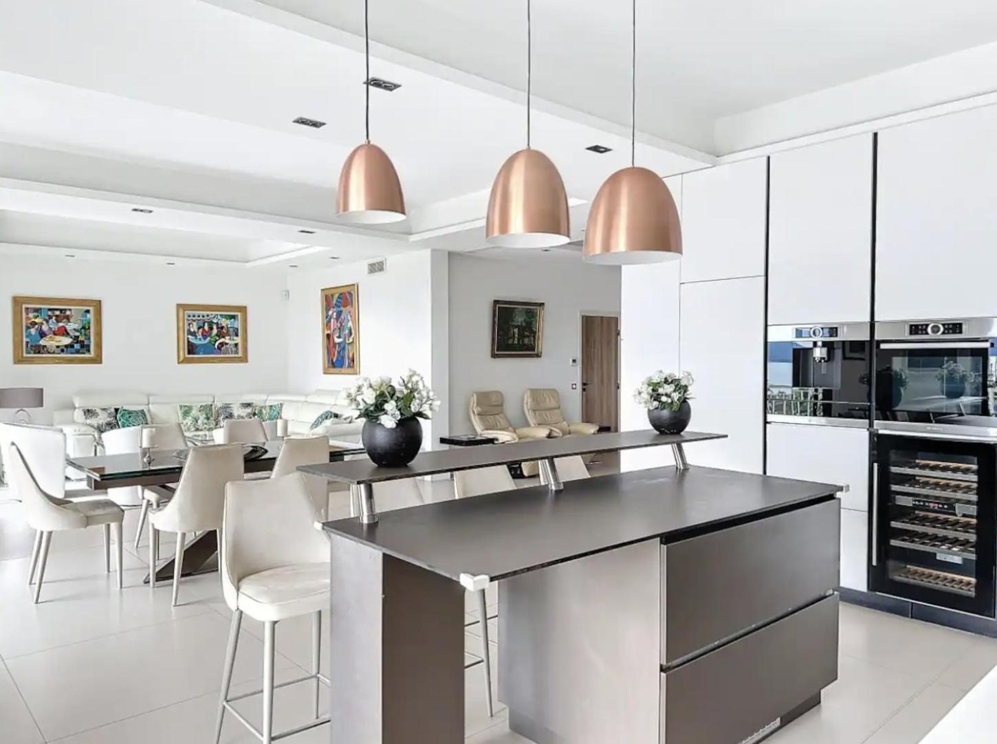 Luxurious 3-bedroom With Stunning Sea View * Cannes